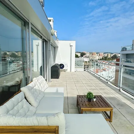 아파트 With Huge Rooftopterrace - Free Parking