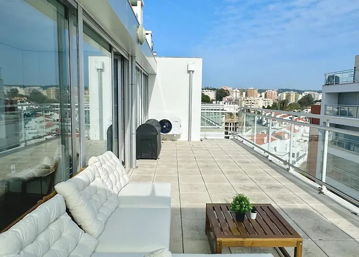 Appartement With Huge Rooftopterrace - Free Parking