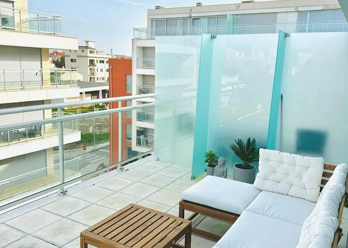 With Huge Rooftopterrace - Free Parking Figueira da Foz